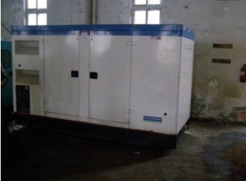 红岗康明斯150kw大型柴油二手发电机组 红岗康明斯150kw大型柴油二手发电机组